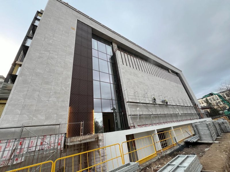 AK Parti Konferans Salonu Hakkında Detaylar | Apaydın Çelik | Çelik Konstrüksiyon, Fabrika & Prefabrik Yapı